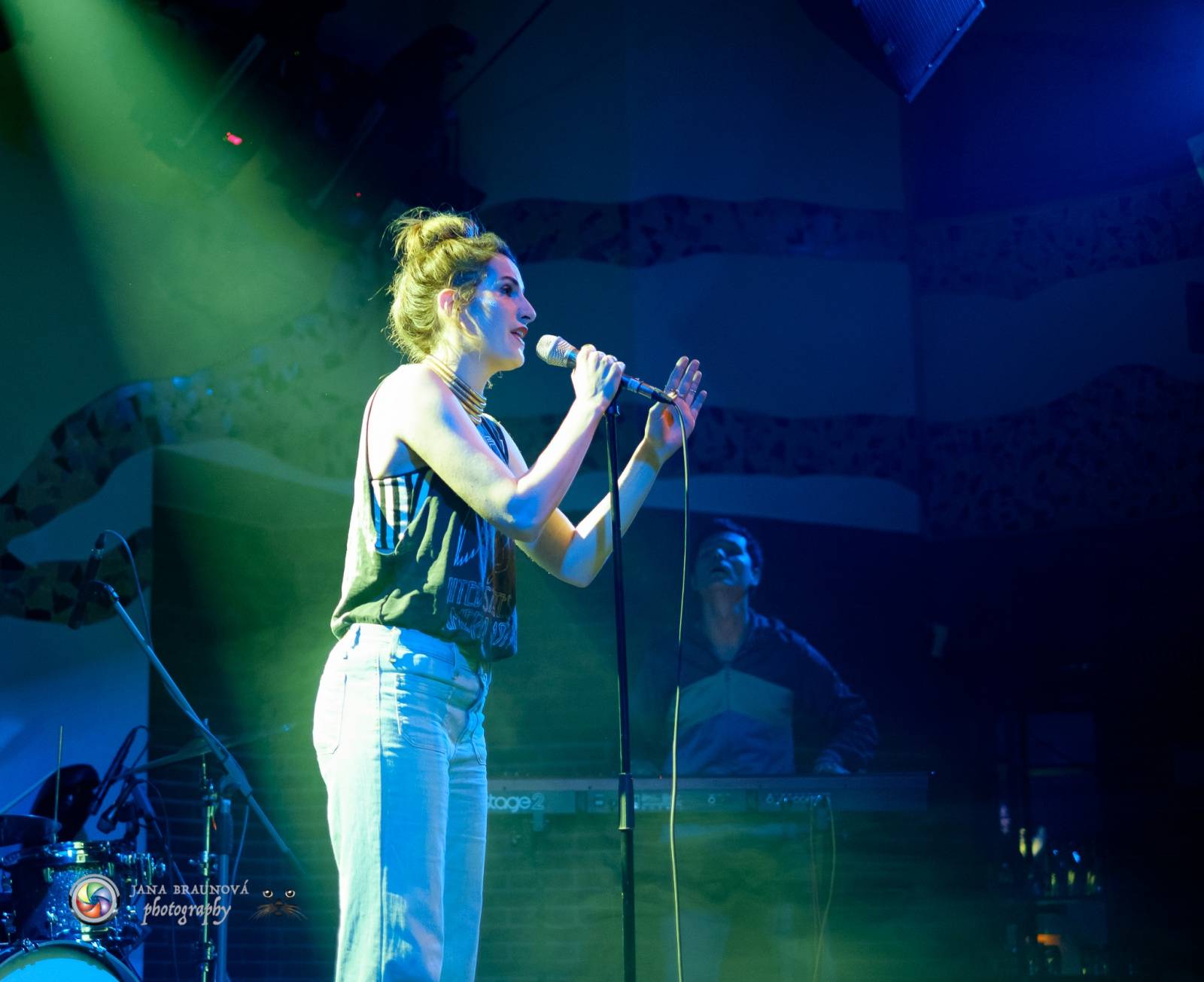 Energická Klára Vytisková pokřtila v plzeňské Buena Vistě debutovou desku Home