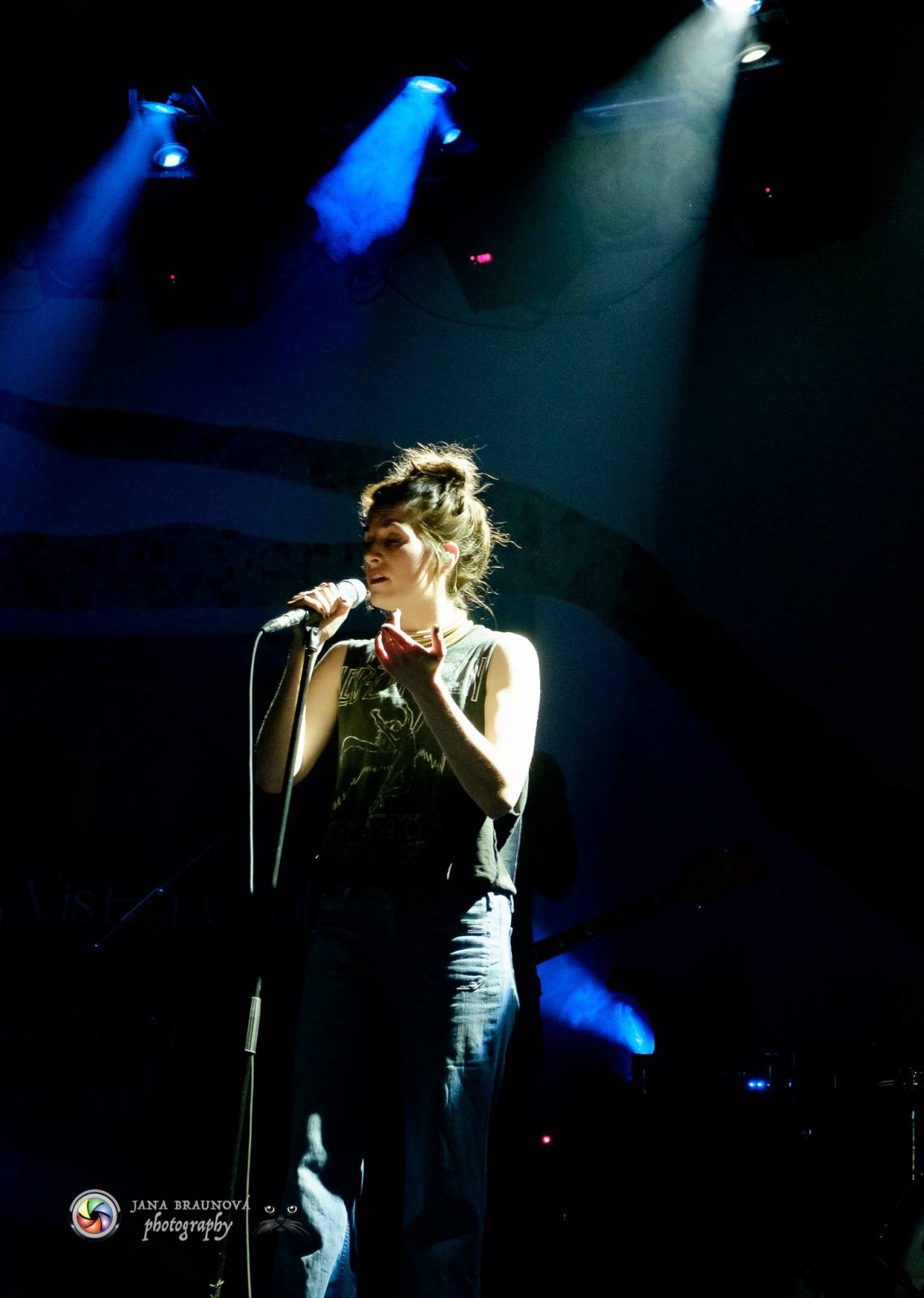 Energická Klára Vytisková pokřtila v plzeňské Buena Vistě debutovou desku Home