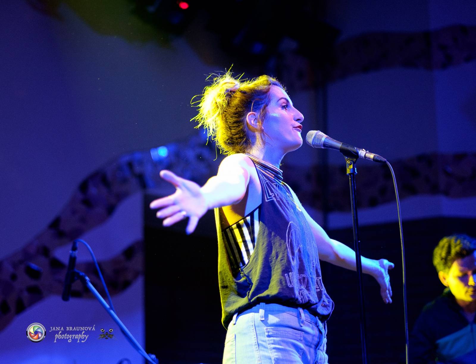 Energická Klára Vytisková pokřtila v plzeňské Buena Vistě debutovou desku Home