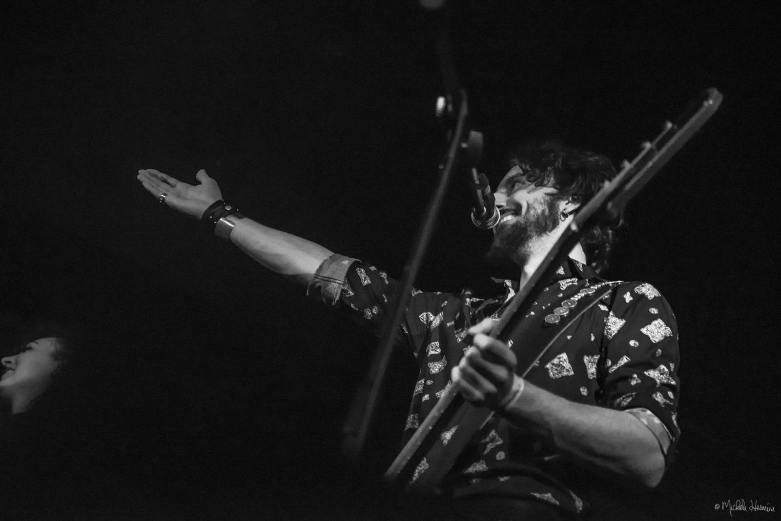 Rituály zpečetili sázku na černou v pražském Rock Café