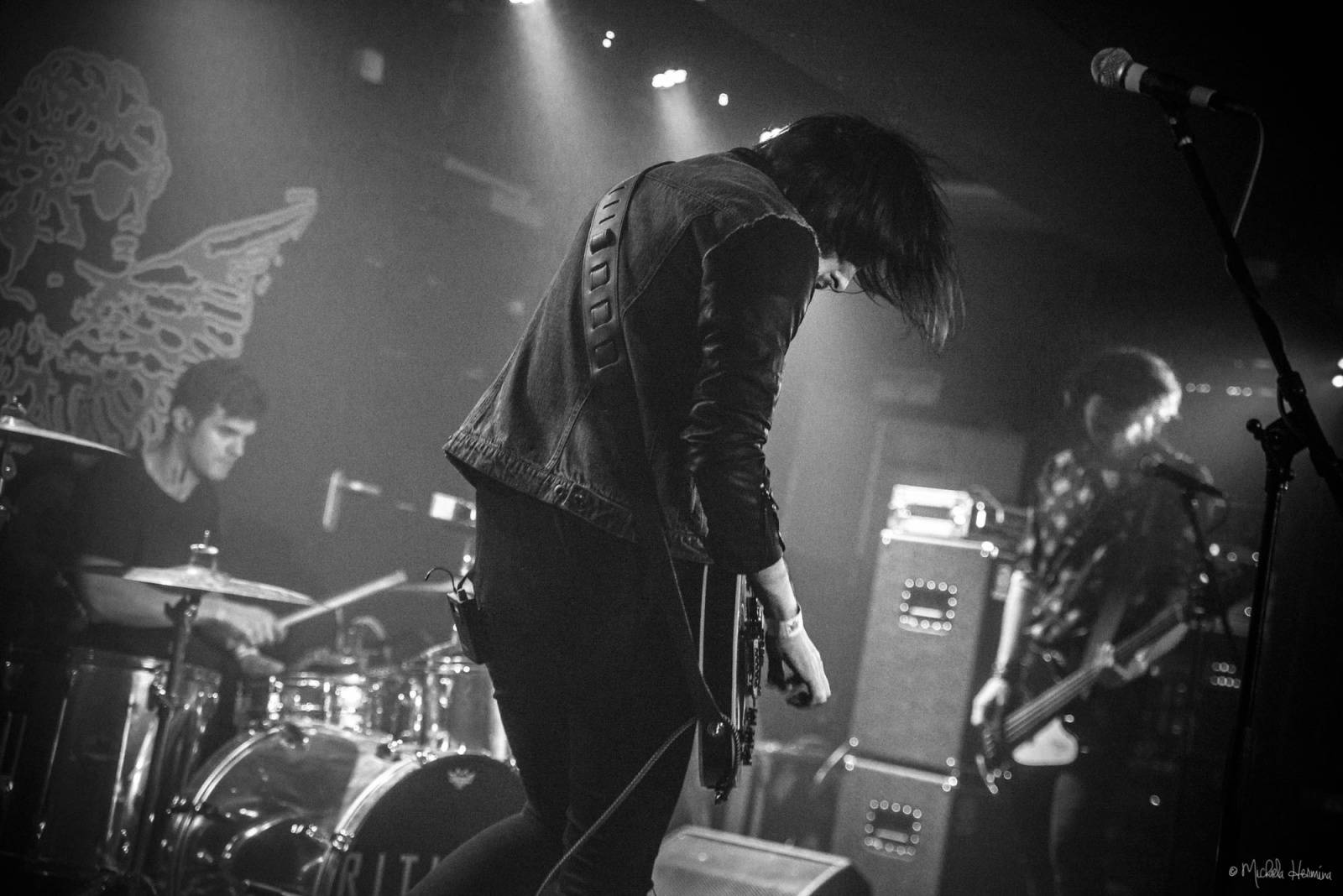 Rituály zpečetili sázku na černou v pražském Rock Café