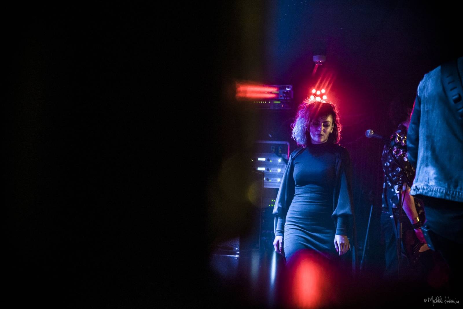 Rituály zpečetili sázku na černou v pražském Rock Café