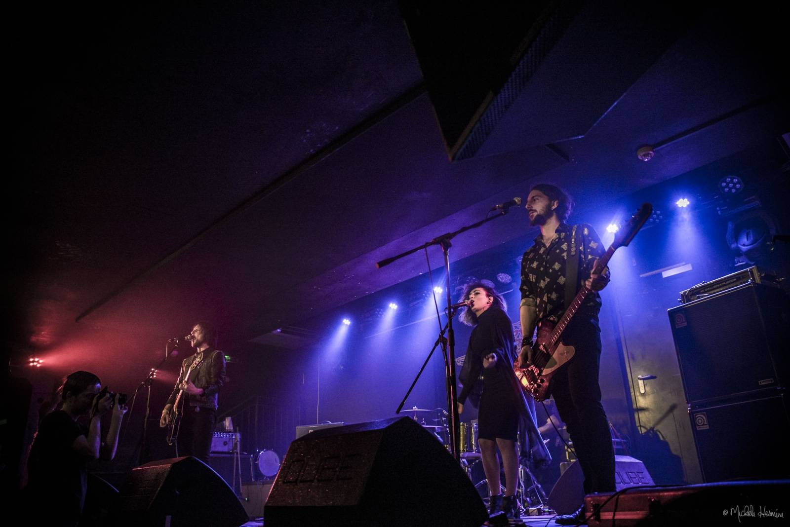 Rituály zpečetili sázku na černou v pražském Rock Café