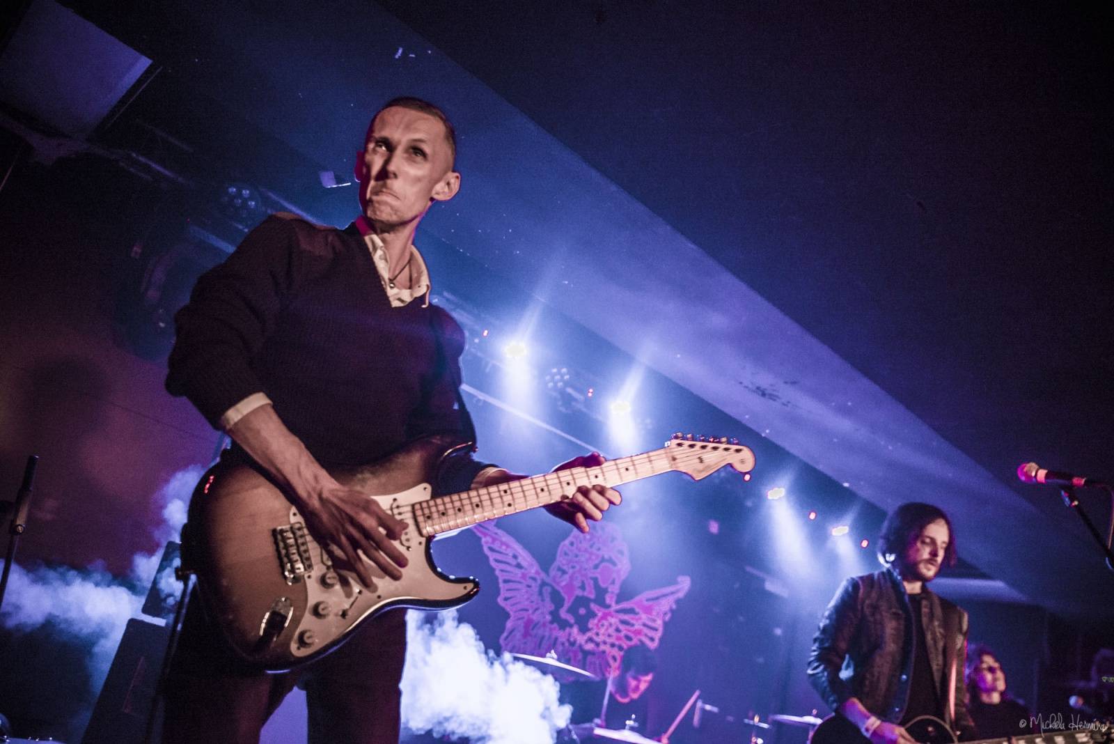 Rituály zpečetili sázku na černou v pražském Rock Café