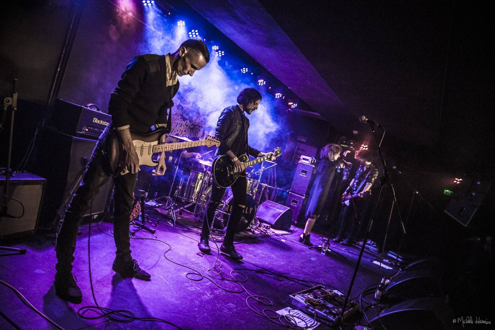 Rituály zpečetili sázku na černou v pražském Rock Café