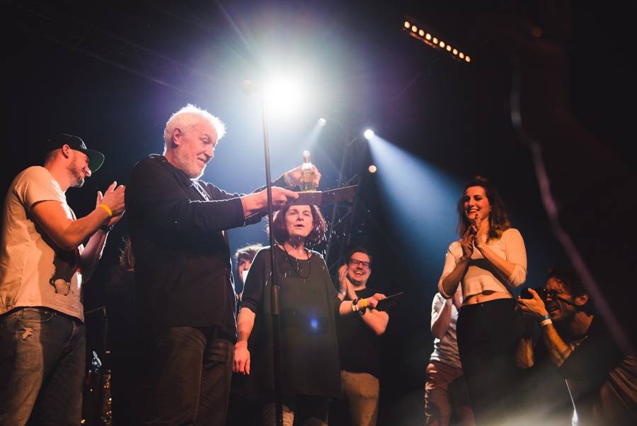 KLARA. v Roxy představila své album Home