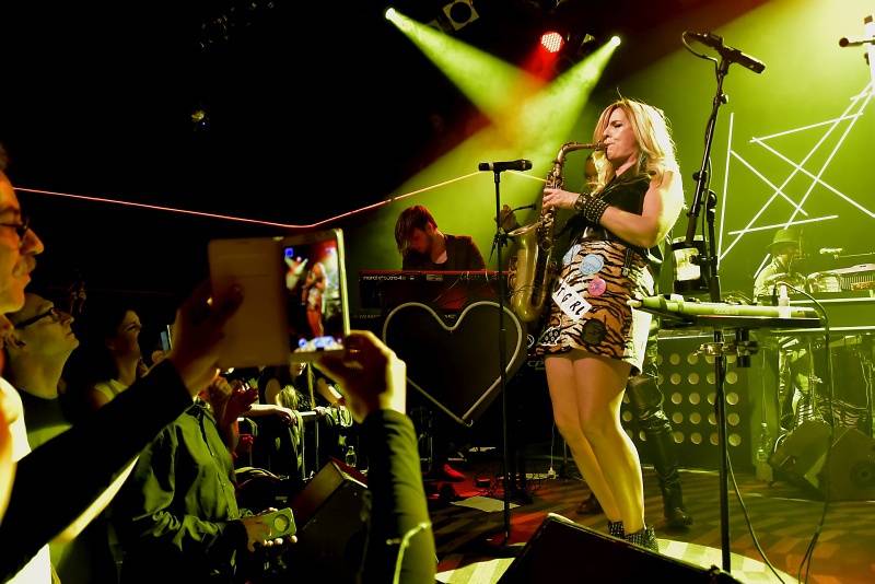 Candy Dulfer v Praze: svěží saxofonová jízda i vzpomínky na Prince