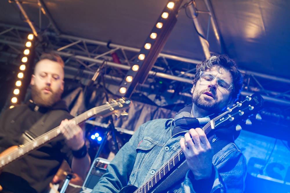 Pražský Apríles: Počasí sice nepřálo, ale program v čele s Cocotte Minute stál za to