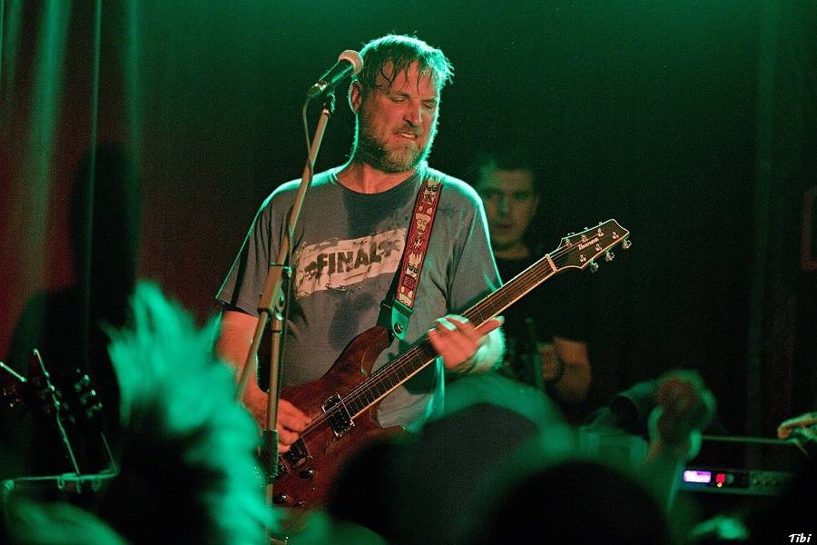 Krucipüsk v Českých Budějovicích: narvaný klub, metalová řežba i pohled do zákulisí