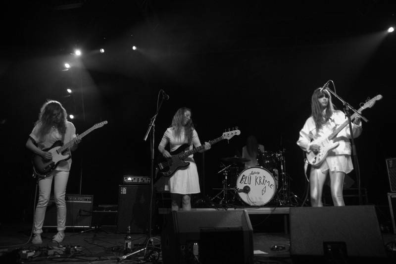 Free Mondays v Roxy: Sluch i zrak každého muže potěšily holky z Blue Crime