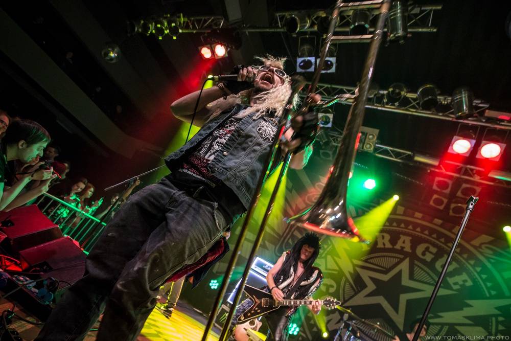 Křest Prague Conspiracy: V Lucerna Music Baru se předvedli i Imodium, Lukemo a Fast Food Orchestra