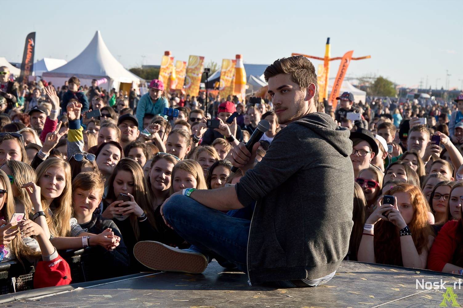 Pražský Utubering 2016: 11 111 fanoušků, Pavel Callta, Johny Machette, Sebastian, Slza a celá špička YouTuberů