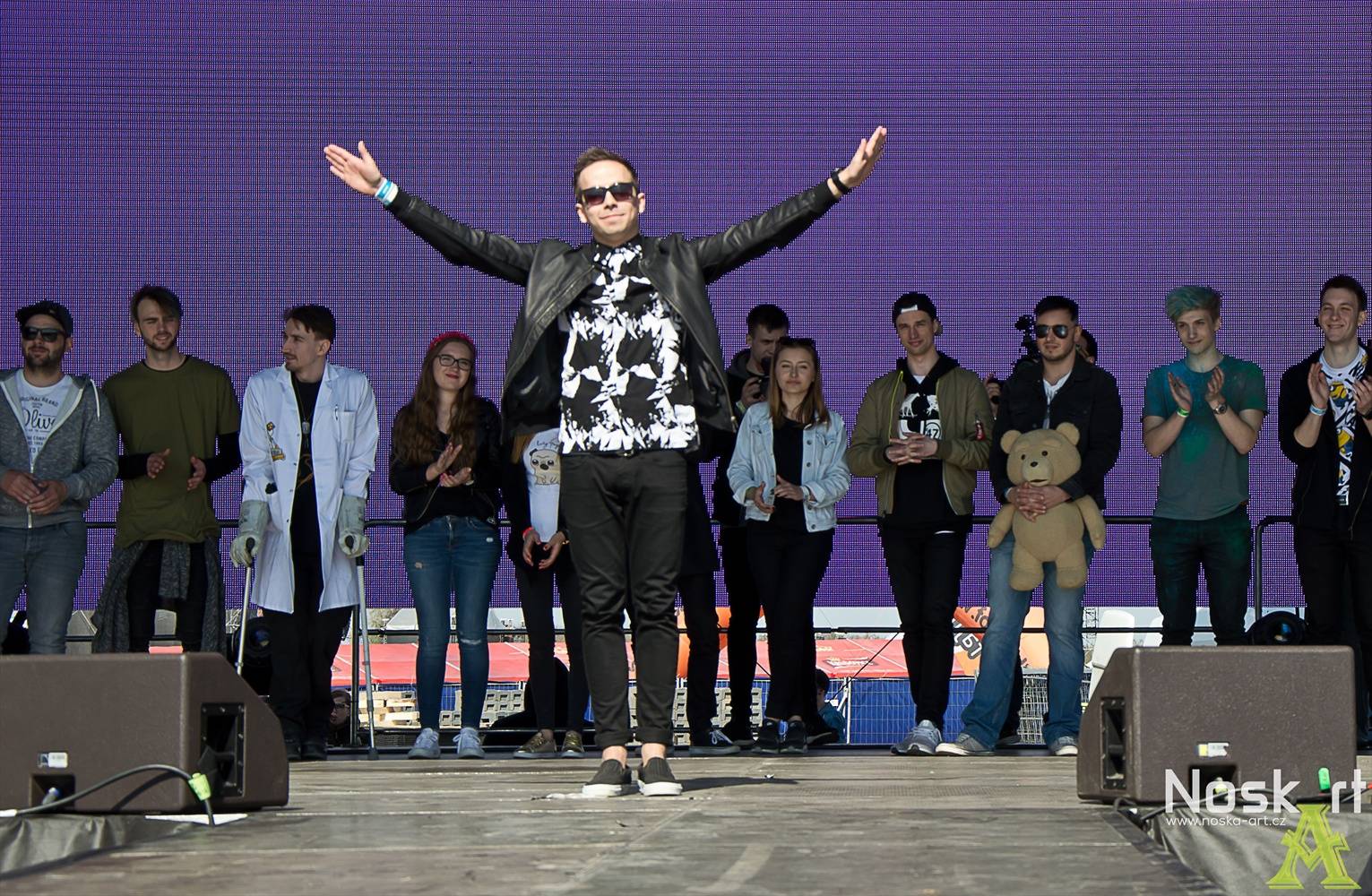 Pražský Utubering 2016: 11 111 fanoušků, Pavel Callta, Johny Machette, Sebastian, Slza a celá špička YouTuberů