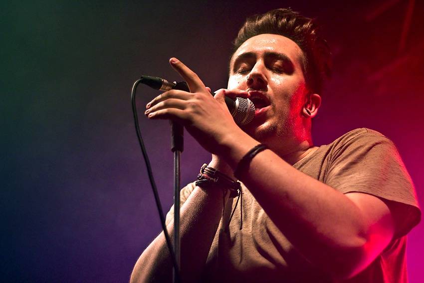 Pokřtěno! We On The Moon oslavili novou desku s fanoušky v Brně