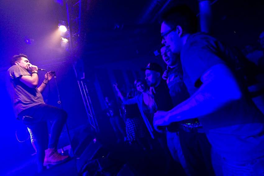 Pokřtěno! We On The Moon oslavili novou desku s fanoušky v Brně