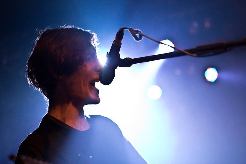 Pokřtěno! We On The Moon oslavili novou desku s fanoušky v Brně