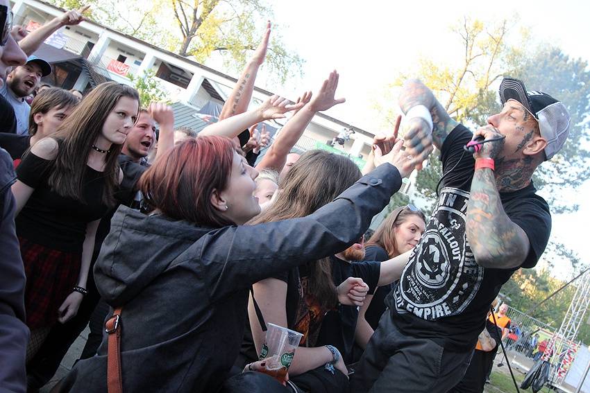 Čarodějáles v Brně: Z Německa přijeli Guano Apes, bodovali i Monkey Business, Pipes And Pints a další