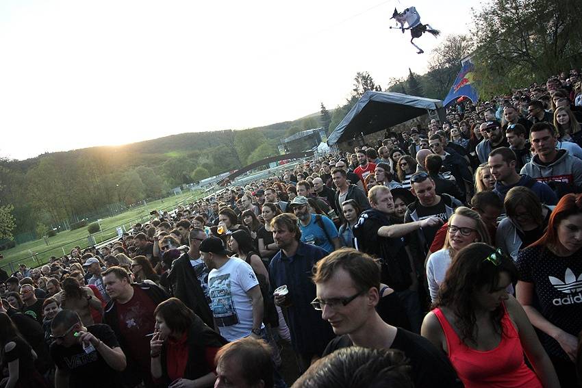 Čarodějáles v Brně: Z Německa přijeli Guano Apes, bodovali i Monkey Business, Pipes And Pints a další