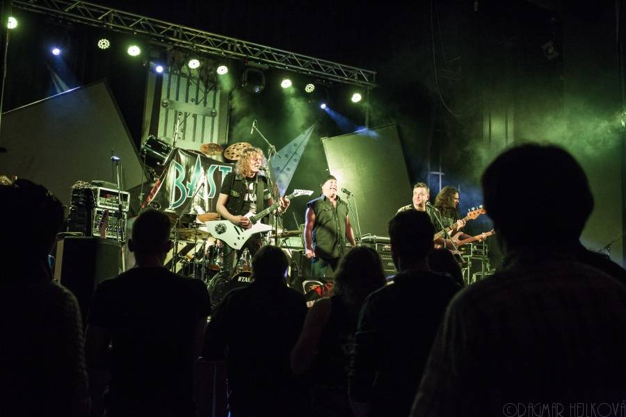 Rebelie rebelů dorazila do Písku: Citron a Tanja spustili metalovou smršť