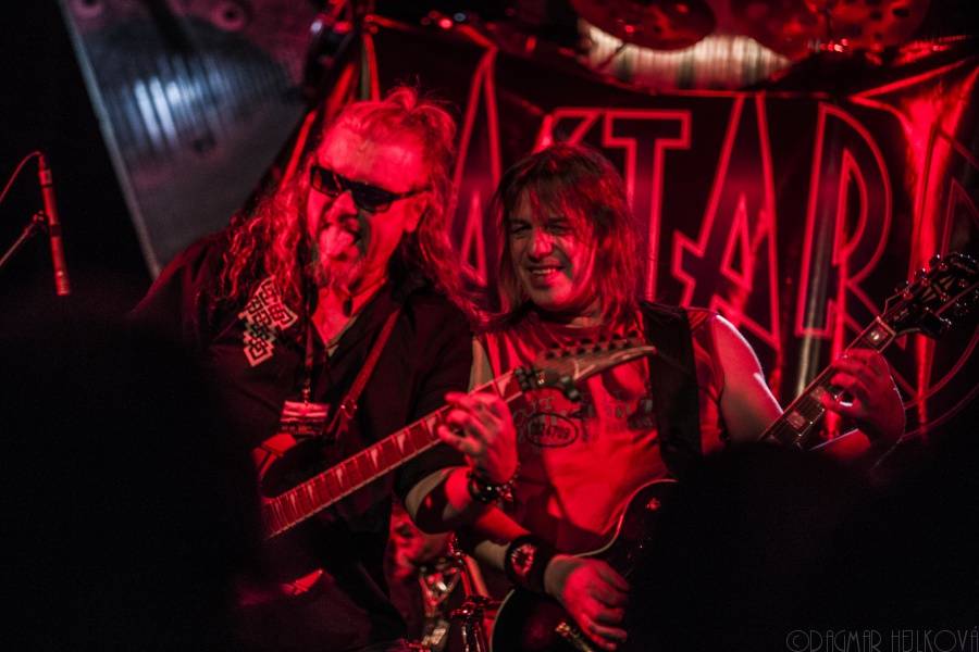 Rebelie rebelů dorazila do Písku: Citron a Tanja spustili metalovou smršť