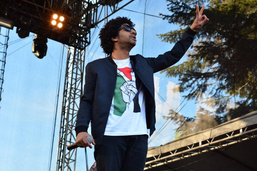 Brněnský Čarodějáles: Pohodovou atmosféru rozčeřili hvězdní Guano Apes