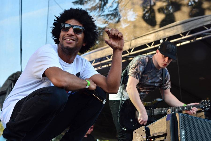 Brněnský Čarodějáles: Pohodovou atmosféru rozčeřili hvězdní Guano Apes