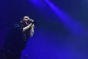 Brněnský Čarodějáles: Pohodovou atmosféru rozčeřili hvězdní Guano Apes