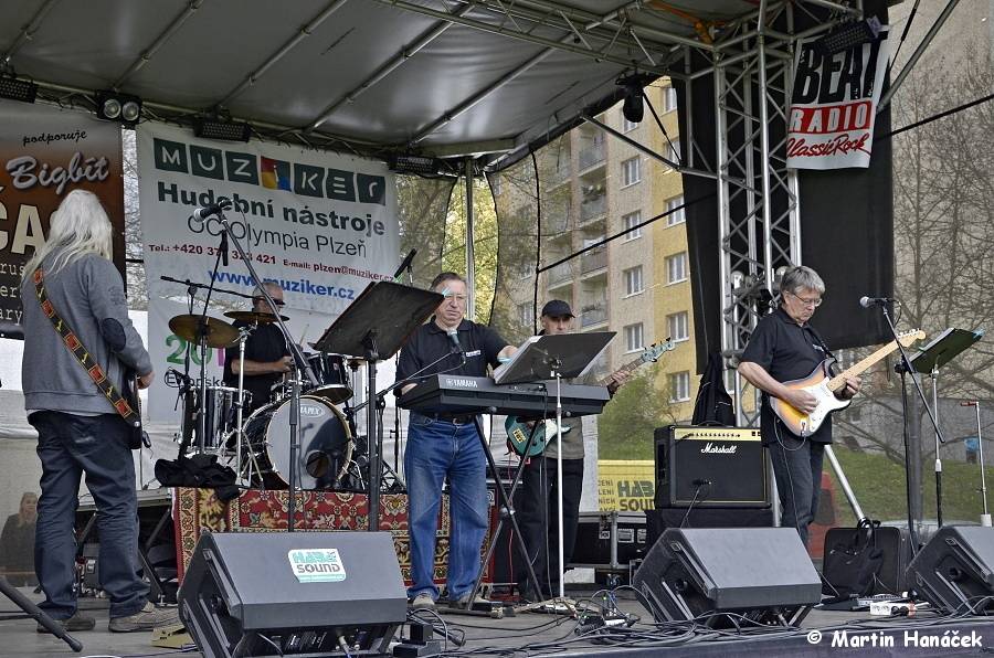 Bigbítová Plzeň: Milník času přivítal X-Cover, Plymout, Five River a další