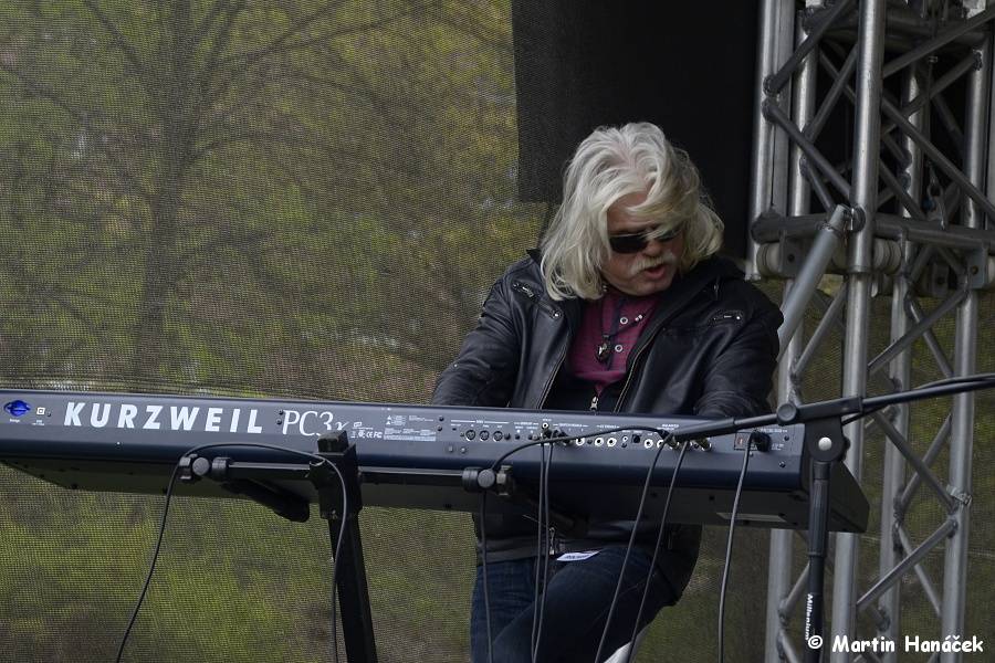 Bigbítová Plzeň: Milník času přivítal X-Cover, Plymout, Five River a další