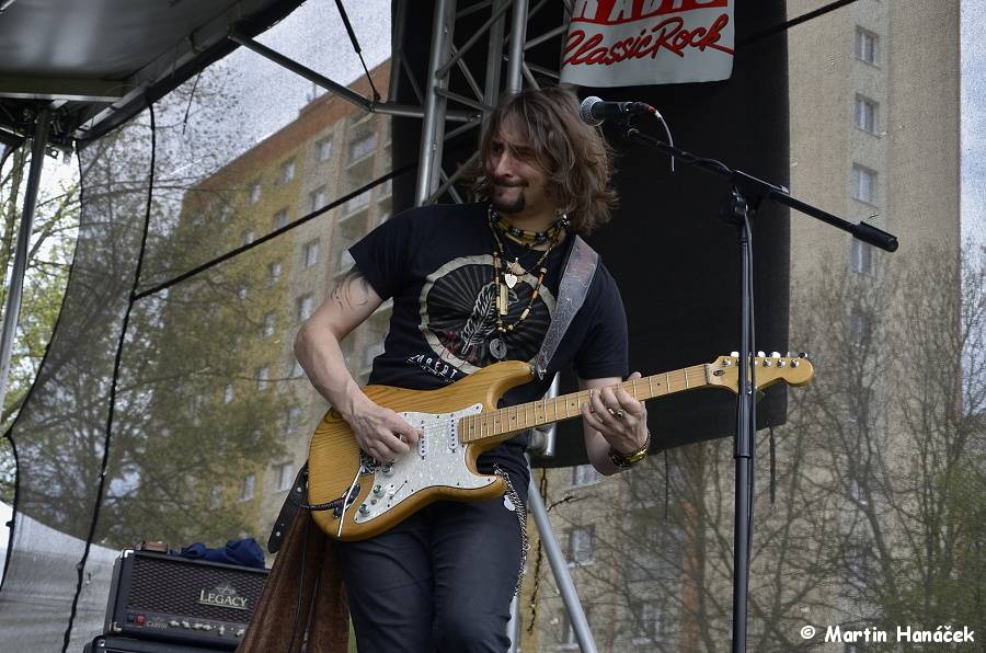 Bigbítová Plzeň: Milník času přivítal X-Cover, Plymout, Five River a další