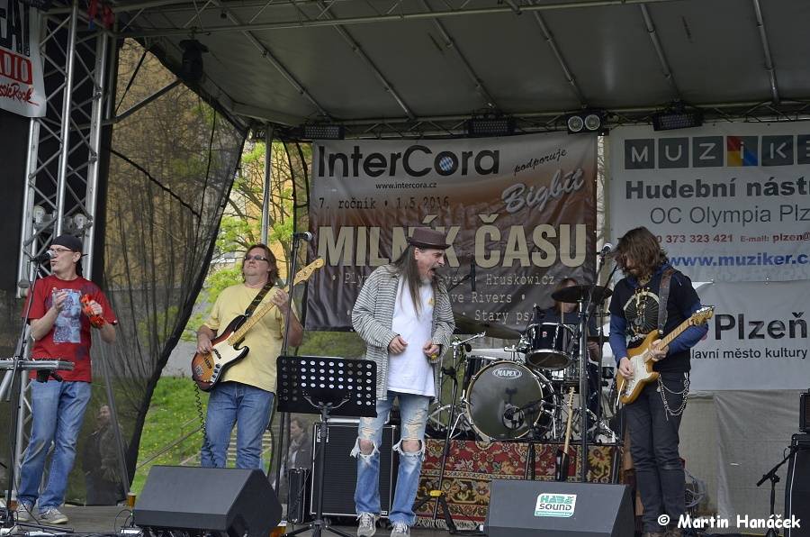 Bigbítová Plzeň: Milník času přivítal X-Cover, Plymout, Five River a další