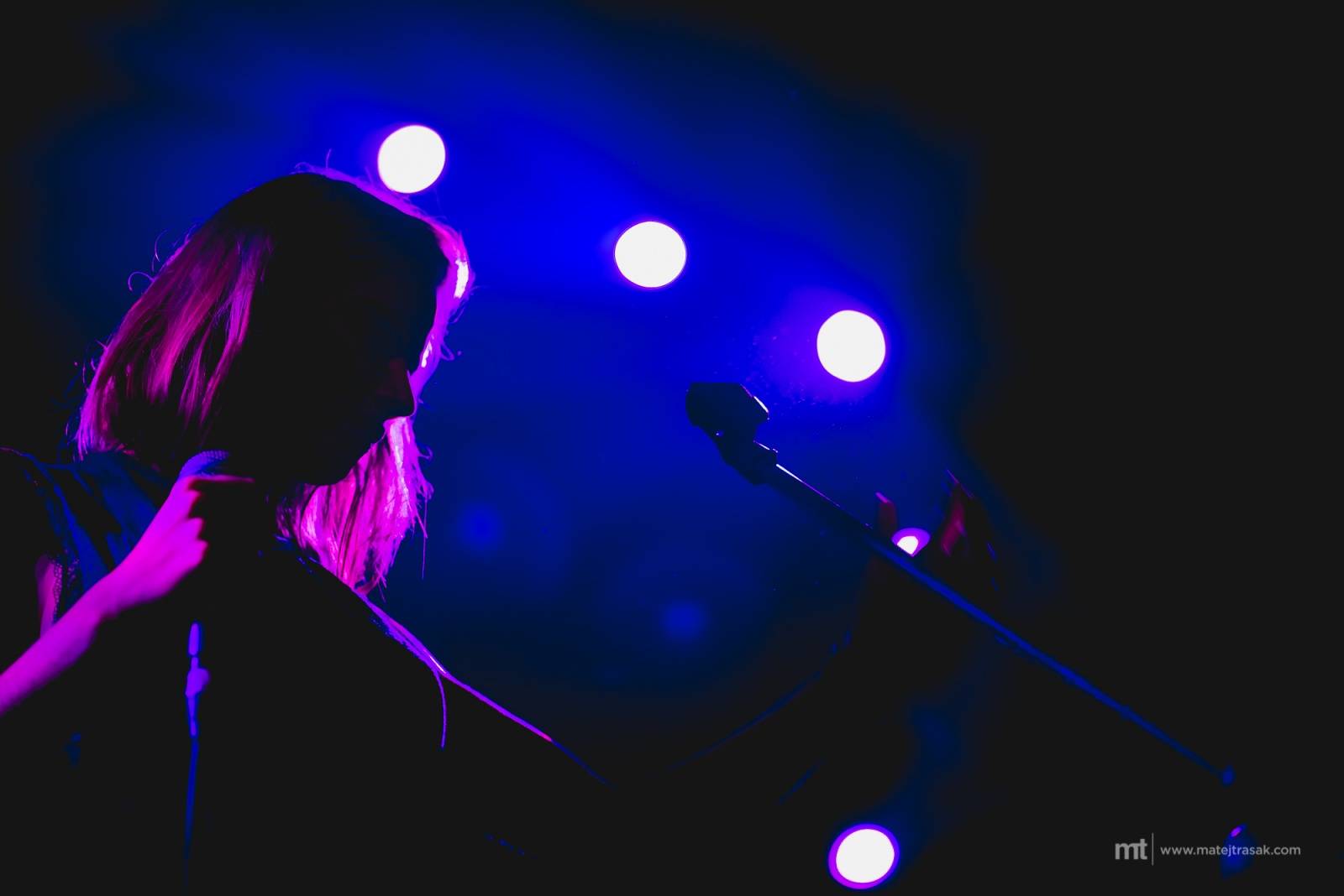 Selah Sue a Emma Smetana okouzlily fanoušky v Roxy