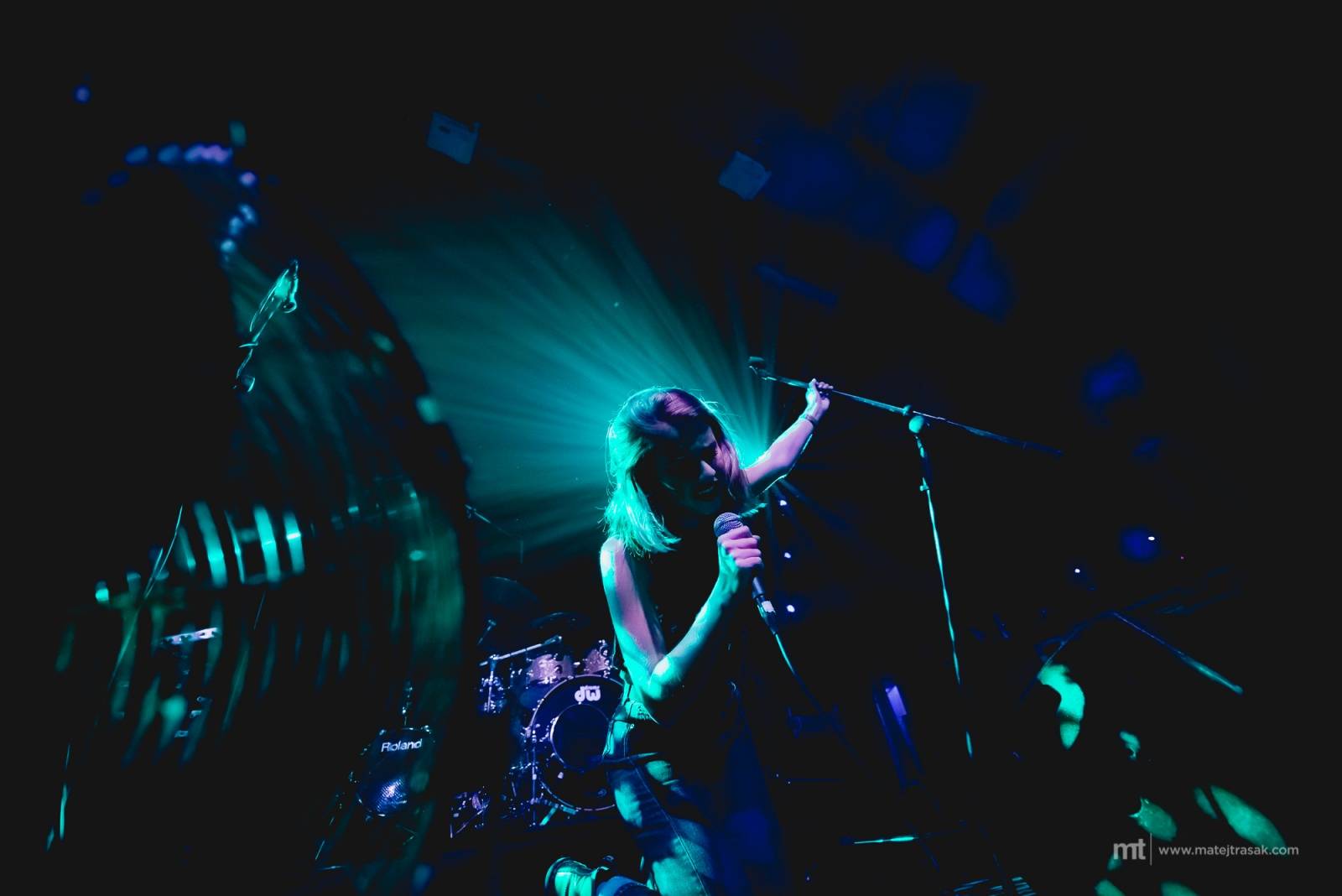 Selah Sue a Emma Smetana okouzlily fanoušky v Roxy