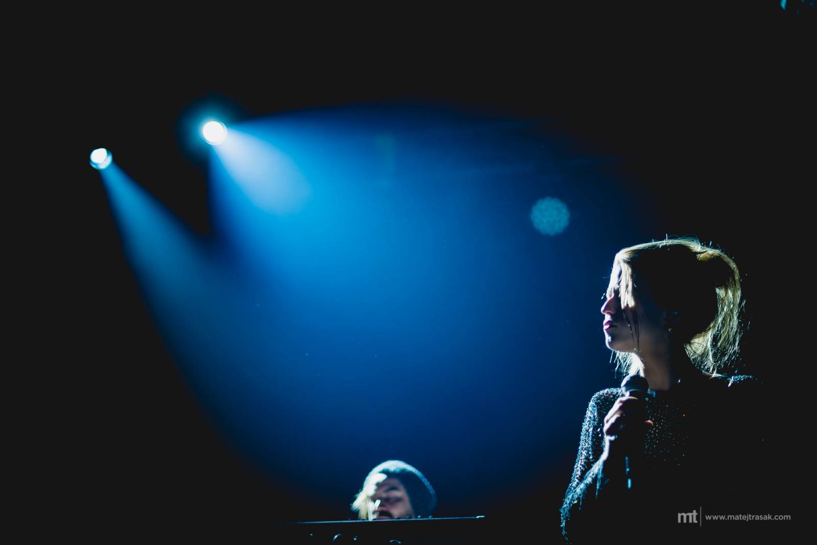 Selah Sue a Emma Smetana okouzlily fanoušky v Roxy