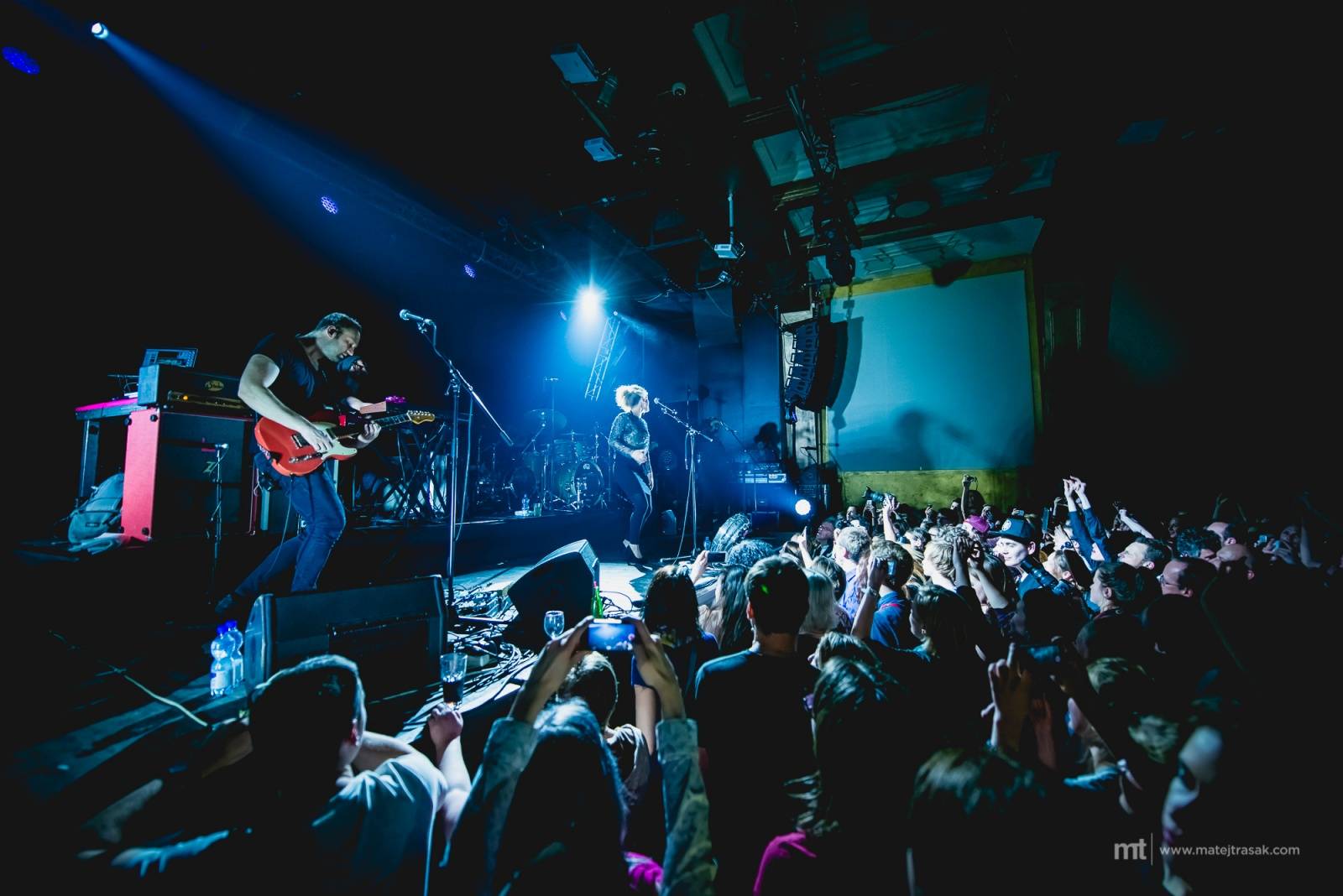 Selah Sue a Emma Smetana okouzlily fanoušky v Roxy