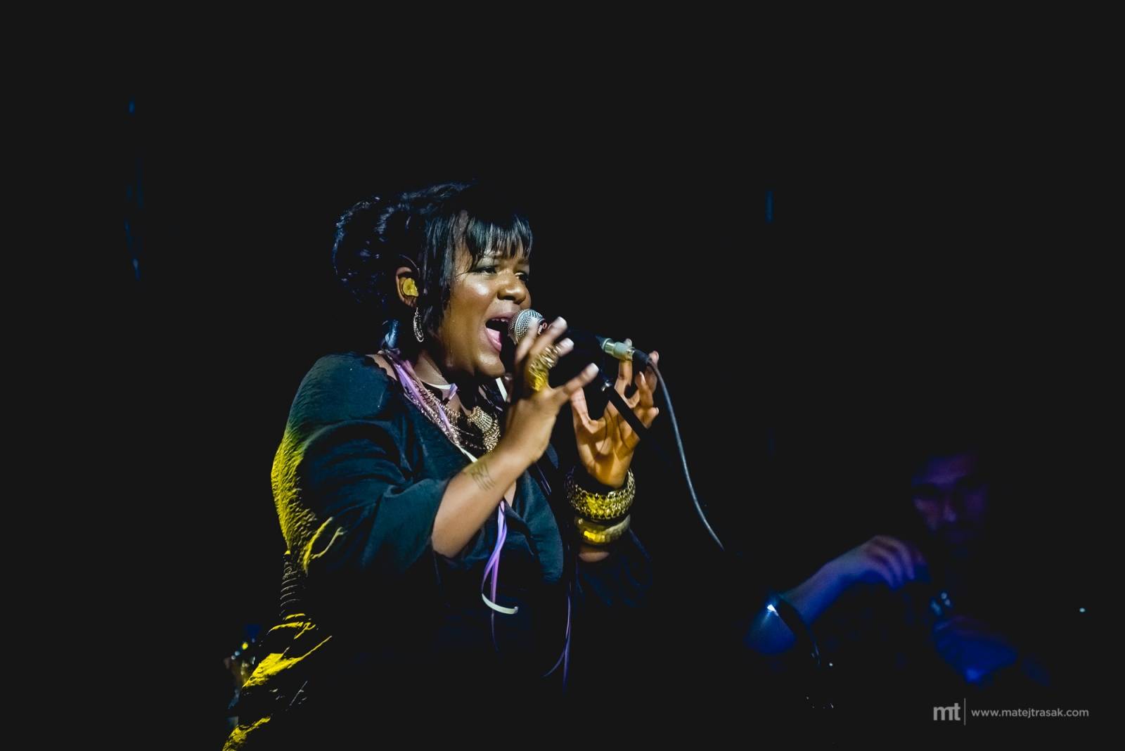 Selah Sue a Emma Smetana okouzlily fanoušky v Roxy