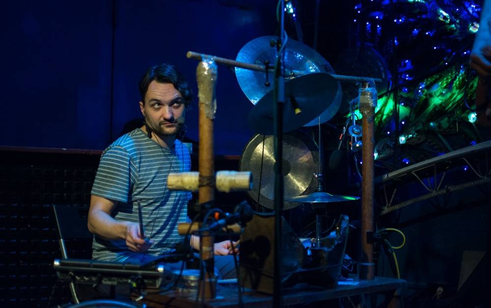 Květy v Crossu: krásná hudba, přátelská atmosféra a jako bonus Babbutzi Orkestar