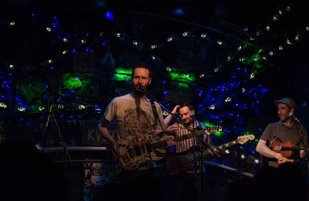 Květy v Crossu: krásná hudba, přátelská atmosféra a jako bonus Babbutzi Orkestar