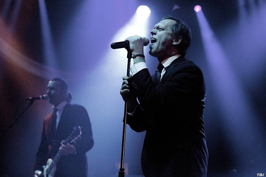 Viktor Dyk a WAW křtili v Lucerna Music Baru. Přišli Vojta Kotek, Jakub Prachař i Martin Písařík