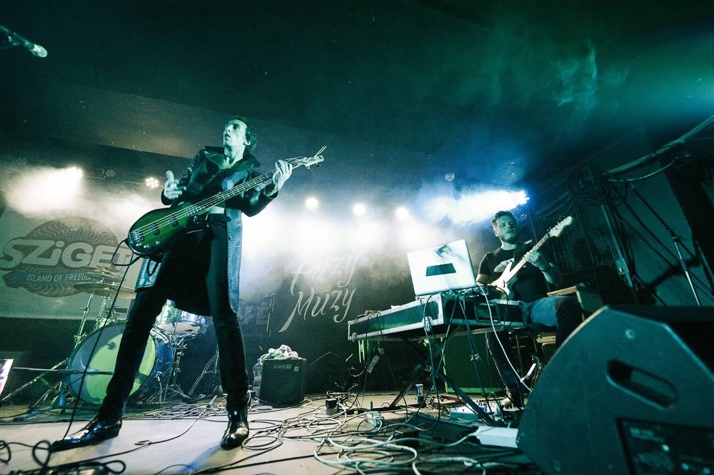 Jednou ranou se v Rock Café na Sziget kvalifikovali Fúzy Múzy