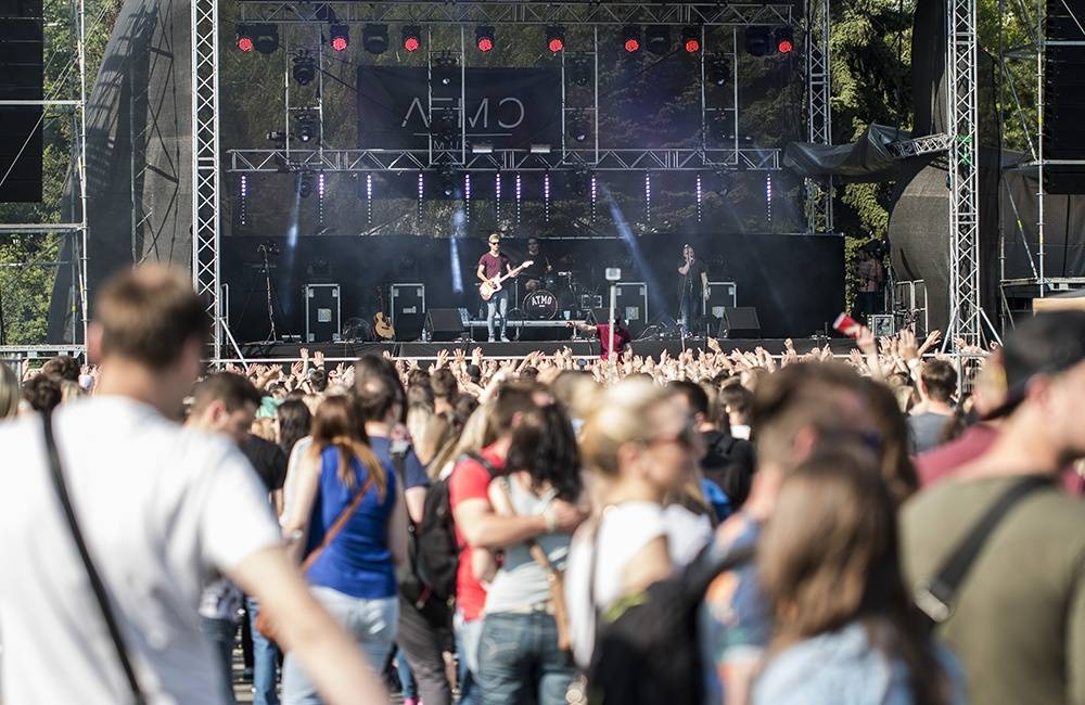Majáles Brno: Kryštof, Mandrage, Xindl X, Jelen, Skyline i horko. Bylo vyprodáno!