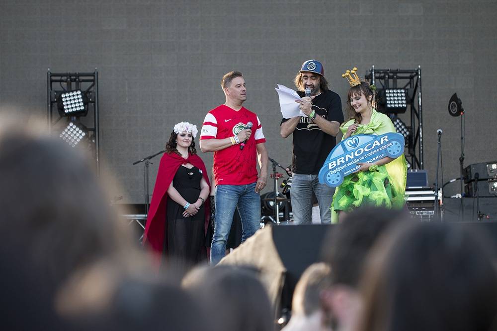 Majáles Brno: Kryštof, Mandrage, Xindl X, Jelen, Skyline i horko. Bylo vyprodáno!