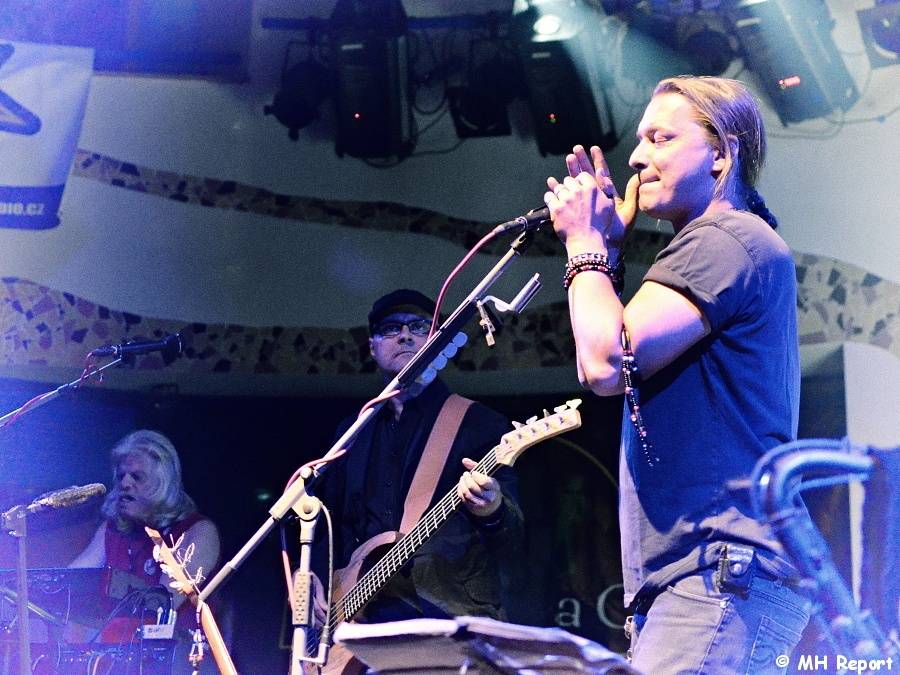 X-Cover svými předělávkami strhli plzeňskou Buenu Vistu