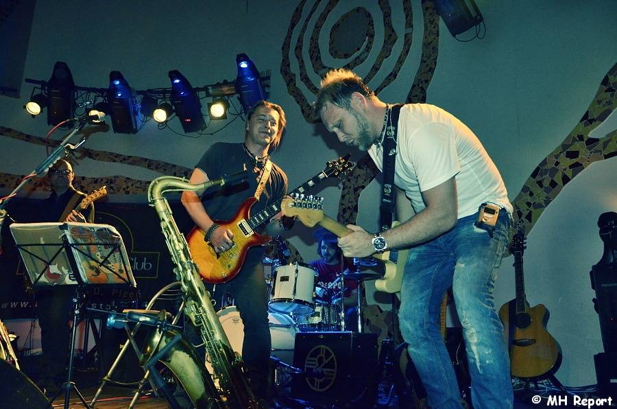 X-Cover svými předělávkami strhli plzeňskou Buenu Vistu