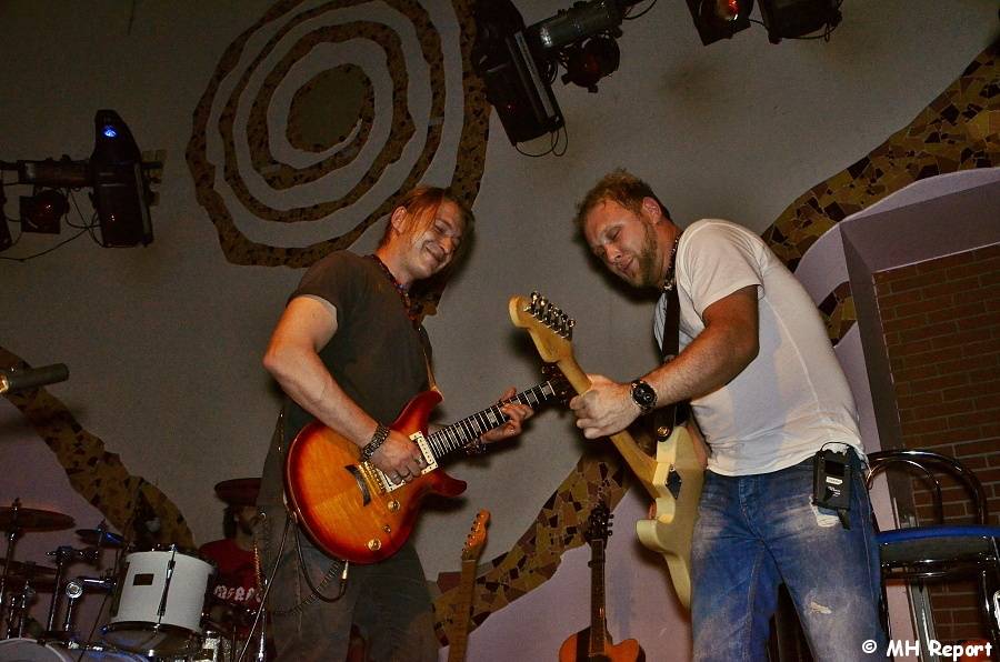 X-Cover svými předělávkami strhli plzeňskou Buenu Vistu