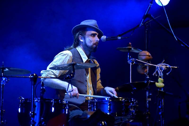 Tiger Lillies rozbalili svůj dekadentní kabaret v Praze