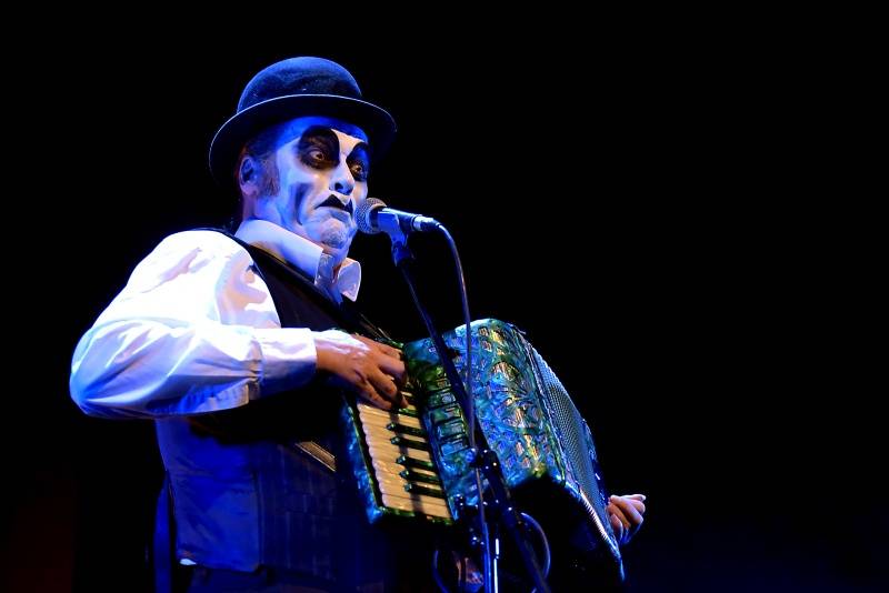 Tiger Lillies rozbalili svůj dekadentní kabaret v Praze