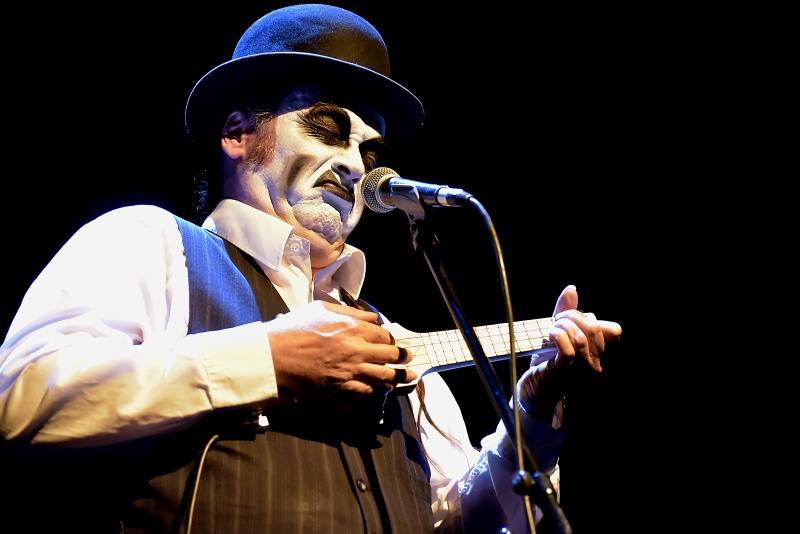 Tiger Lillies rozbalili svůj dekadentní kabaret v Praze