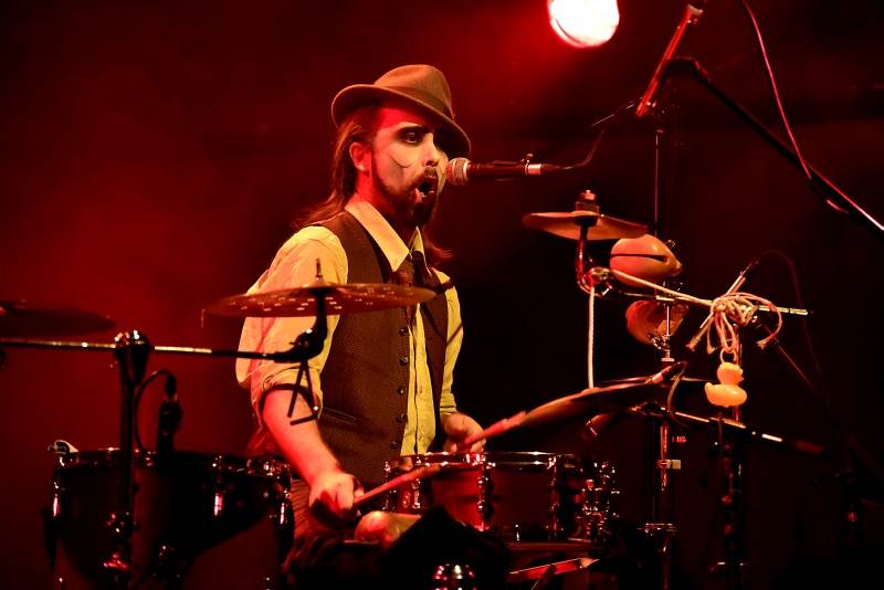 Tiger Lillies rozbalili svůj dekadentní kabaret v Praze