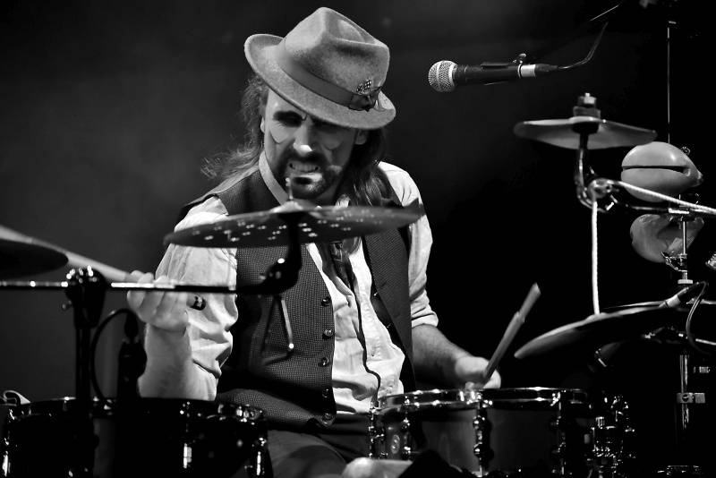 Tiger Lillies rozbalili svůj dekadentní kabaret v Praze